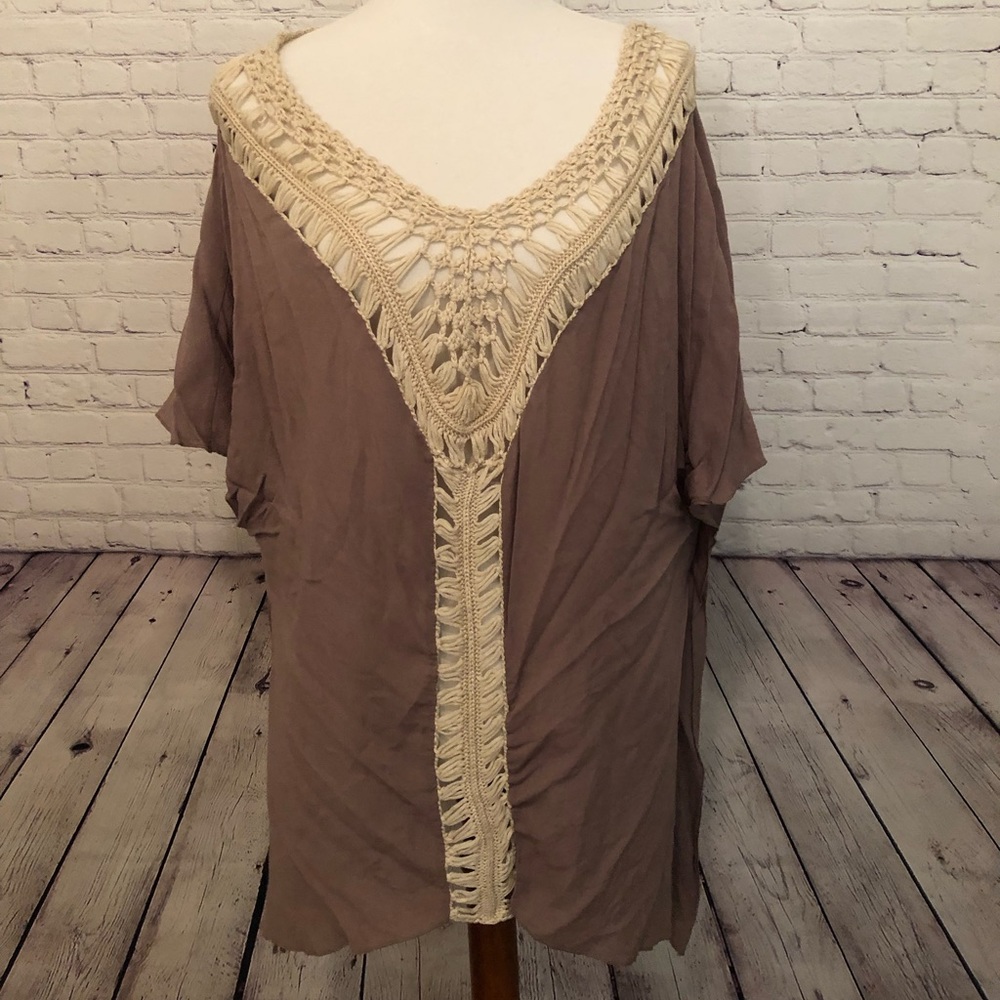 Crotchet neck cover up